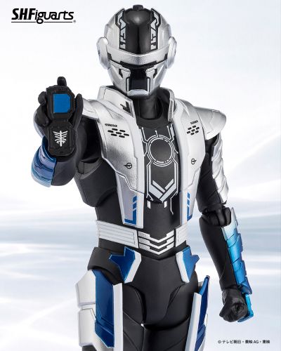 S.H.Figuarts 宇宙刑事·卡邦武士道