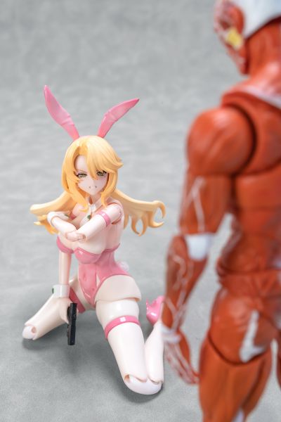 「兔子快速反应小队」——盾牌手 • 爱莲娜ERENA 异色版