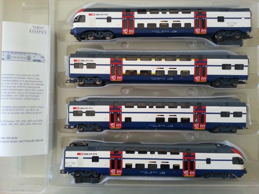 L1339XX 施泰德 KISS双层电力动车组