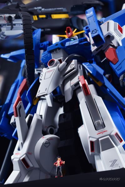 MG 1/100 全装甲型ZZ高达 Ka版