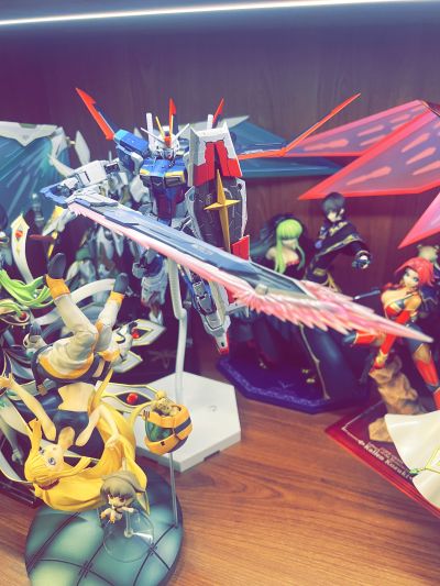 METAL BUILD 强攻型脉冲高达