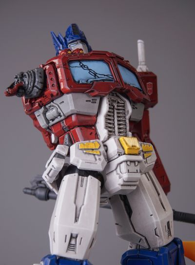 MDLX 变形金刚 擎天柱（漫画版）