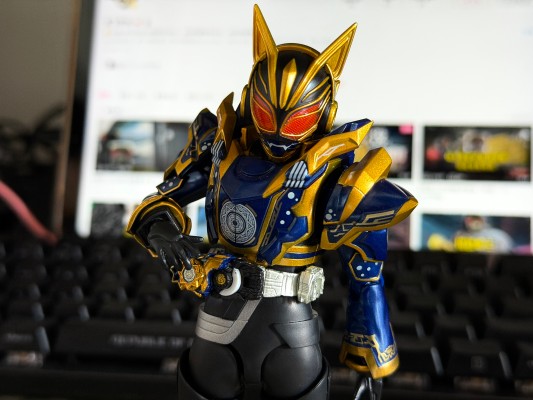 S.H.Figuarts 假面骑士娜猫 奇幻形态