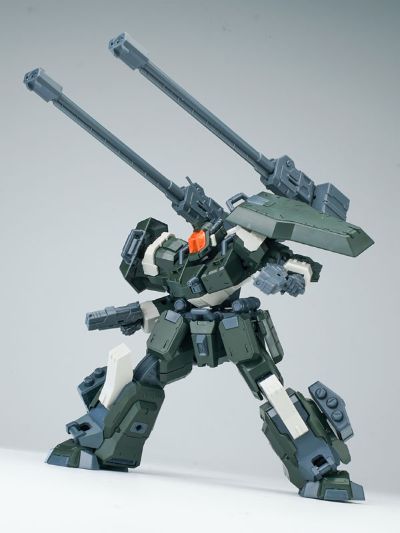 超动骑兵系列 轰魔（绿色）1/144拼装模型