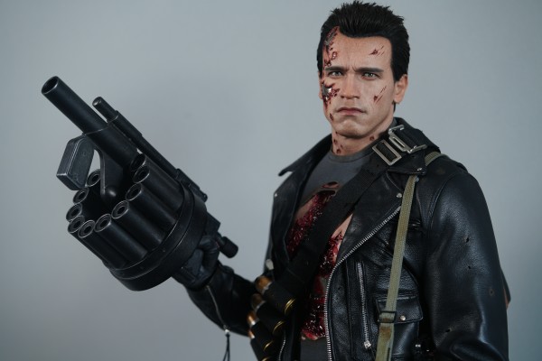 PLMT2-01 终结者2：审判日 T-800 CYBERDYNE 枪战