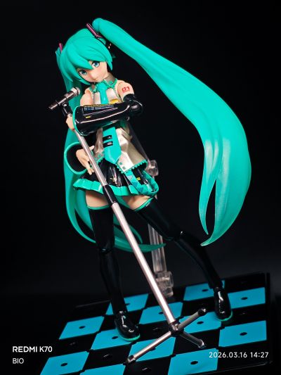 figma #200 VOCALOID 初音未来 2.0 