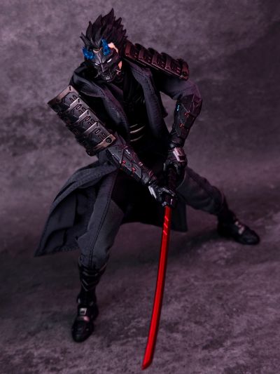 1/12 可动收藏人偶 【赛博朋克】武士：泷