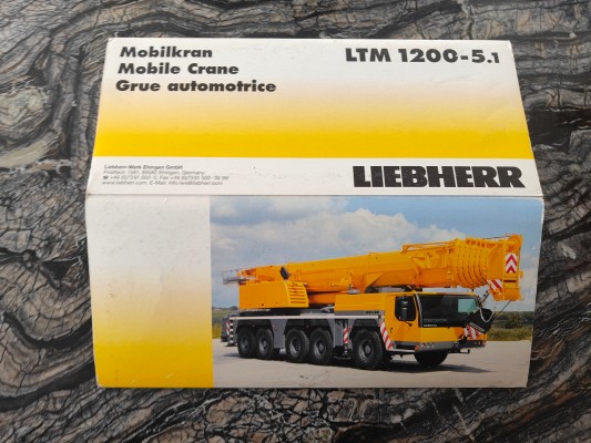 2101 利勃海尔LTM1200-5.1起重机