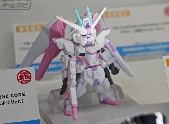 FW GUNDAM CONVERGE CORE 高达×hololive 自由高达 博衣小夜璃版