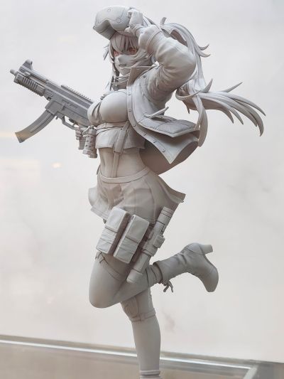 少女前线2：追放 莱娜