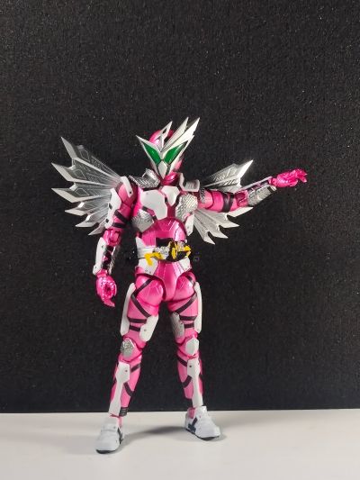 S.H.Figuarts 假面骑士：零一 假面骑士迅 翱翔雄鹰