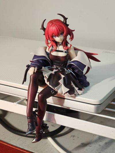 压泡面 明日方舟 史尔特尔