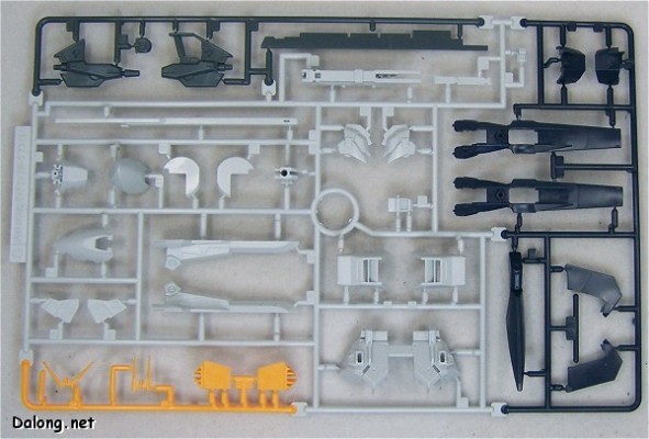 HGUC#73  加普兰 TR-5［赫瑞欧］