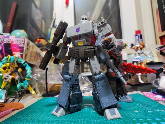 T-SPARK 变形金刚工作室系列 TS-12 威震天