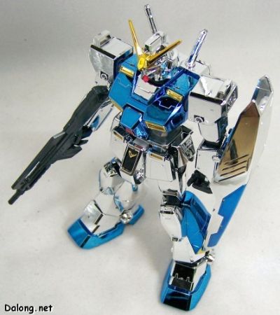 MG	机动战士高达0080 口袋里的战争 	RX-78NT-1 高达NT-1“艾利克斯” Metal Clear ver. 