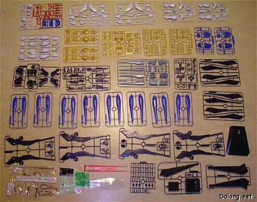 1/60 强袭自由高达 发光版