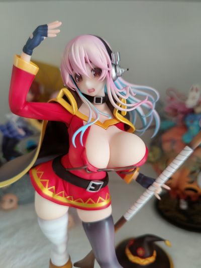 超级索尼子 惠惠服装