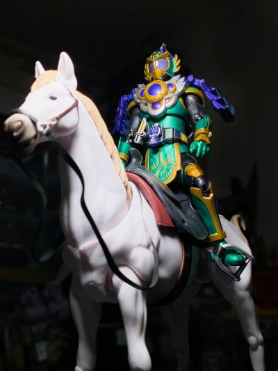 S.H.Figuarts（真骨雕制法）假面骑士龙玄 葡萄武装