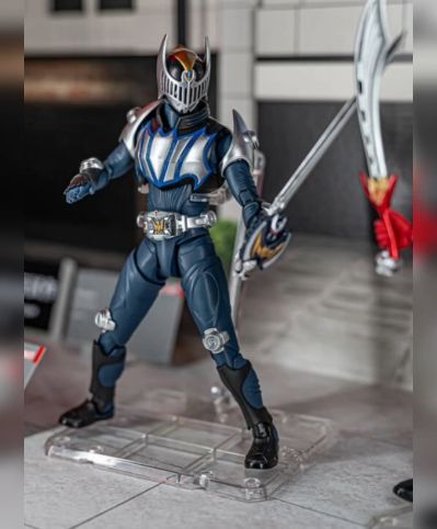 S.H.Figuarts (真骨雕制法)  假面骑士夜骑