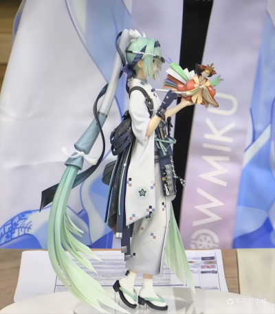 初音未来 x 良笑社 插画大赛 第1回 「微笑×未来」初音未来