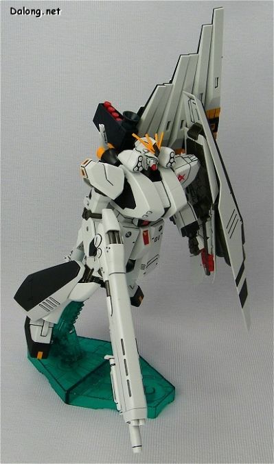HGUC  机动战士高达 逆袭的夏亚 ν高达（HWS装备）
