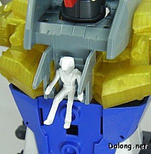 1/60 强袭自由高达 发光版