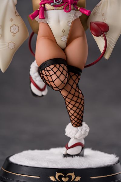 褐色小魅魔 和服兔女郎