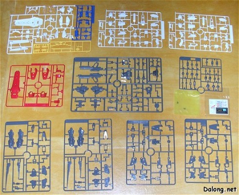 MG 1/100 机动战士高达SEED  GAT-X105 翔翼型强袭高达