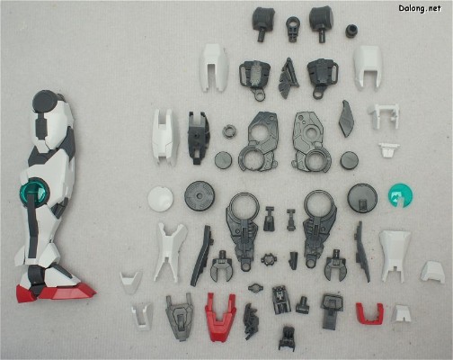 MG 1/100 机动战士高达00 GN-0000 00高达 00斩击强化模组