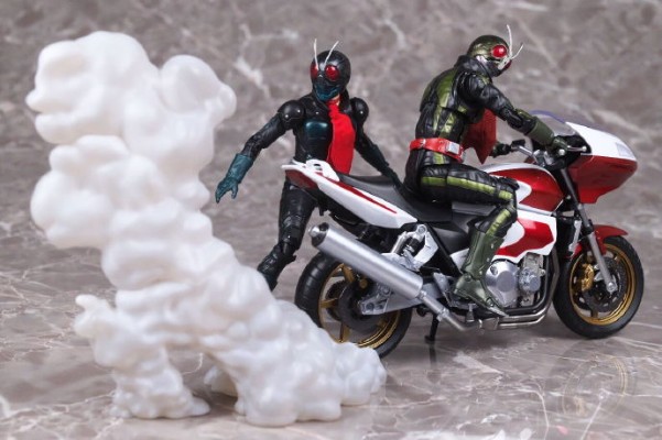 S.H.Figuarts 旋风2号（假面骑士 下一章）