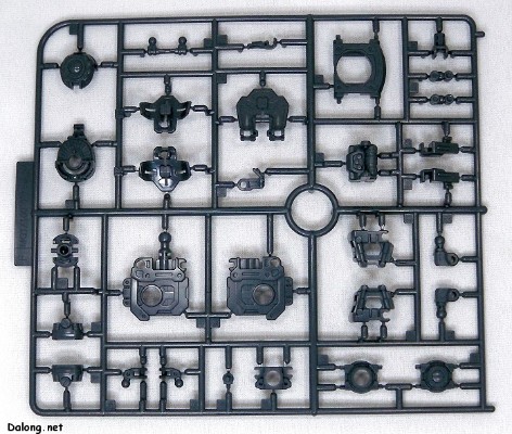 MG 1/100 机动战士高达  	MS-06K 扎古加农