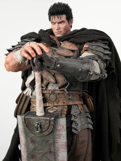 JND Studios 剑风传奇 光之鹰格里菲斯 1:3雕像（金属盔甲版）