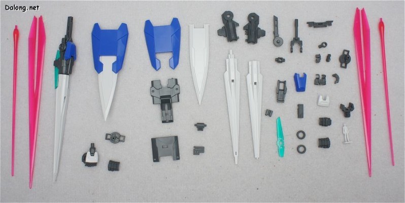 MG 1/100 机动战士高达00 GN-0000 00高达 00斩击强化模组