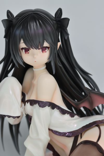 粉色小恶魔