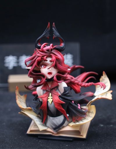 明日方舟 妮芙 于历史中怒号