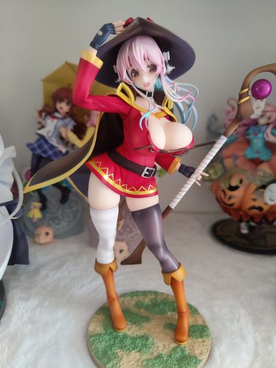 超级索尼子 惠惠服装