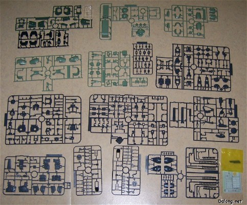 MG 1/100 机动战士高达  	MS-06F 扎古II Ver. 2.0, Minelayer