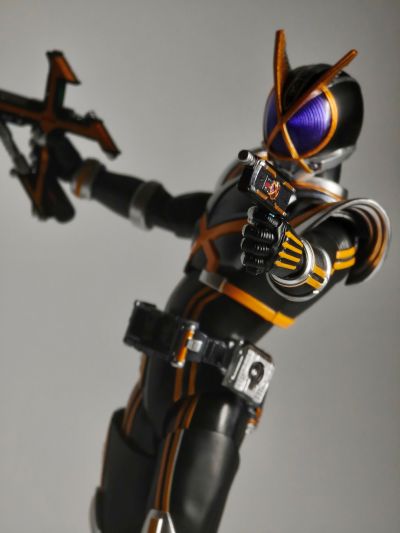 S.H.Figuarts（真骨雕制法）  假面骑士凯撒