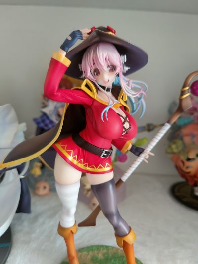 超级索尼子 惠惠服装