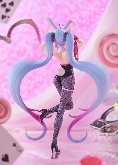 POP UP PARADE 初音未来 兔子洞 L尺寸