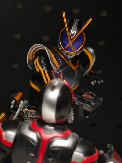 S.H.Figuarts（真骨雕制法）  假面骑士凯撒
