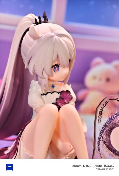 崩坏3 琪亚娜 终焉之律者手办 小不点律者