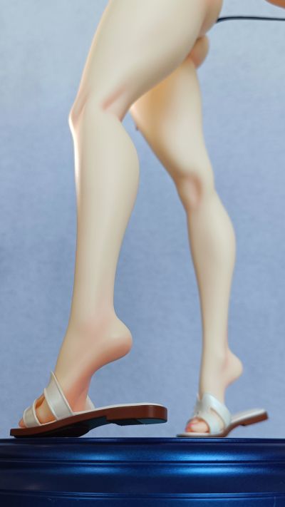 换装时间 鸢尾 竞技泳装