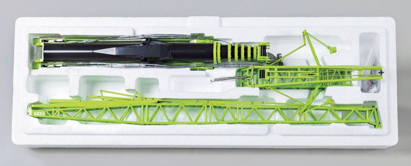 中联ZAT24000全地面起重机