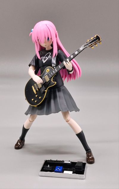 30MP  孤独摇滚！ 山田凉