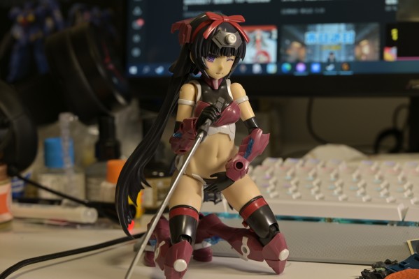 大比例 机甲少女 祸月