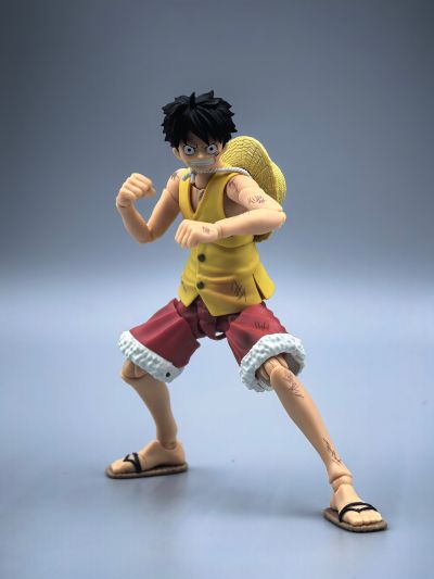 S.H.Figuarts 航海王 蒙奇·D·路飞 -玛丽弗德顶上决战-