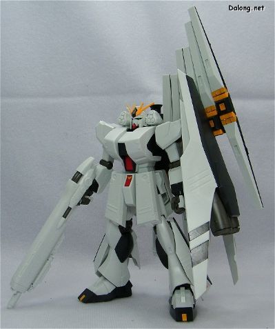 HGUC  机动战士高达 逆袭的夏亚 ν高达（HWS装备）