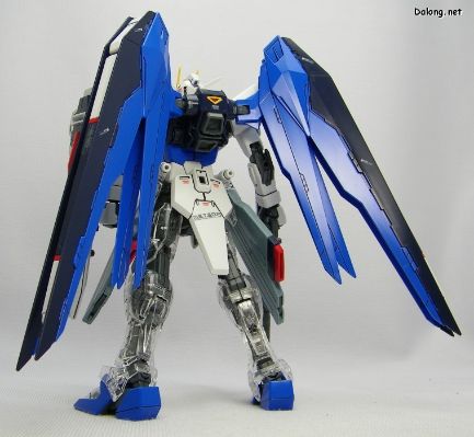 MG 1/100 自由高达【クリア外装パーツ付き】