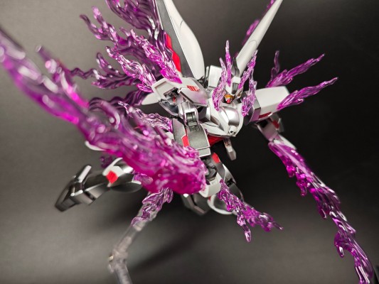 HG 机动战士海盗高达GHOST 幽灵高达